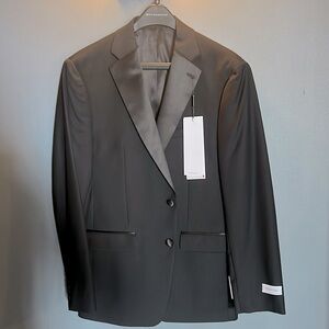Calvin Klein Black Satin Edged Notch Lapel Tux